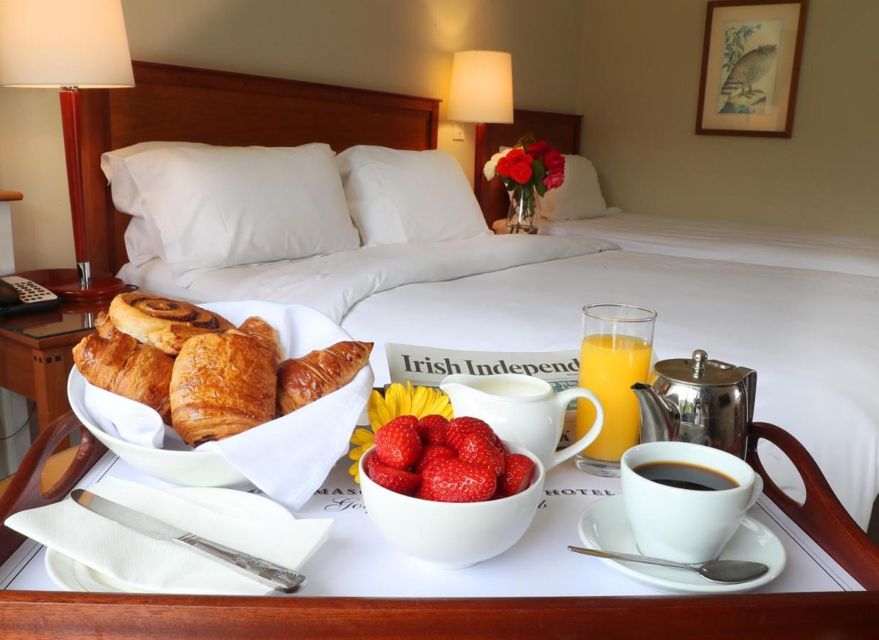Ballymascanlon And Golf Hotel