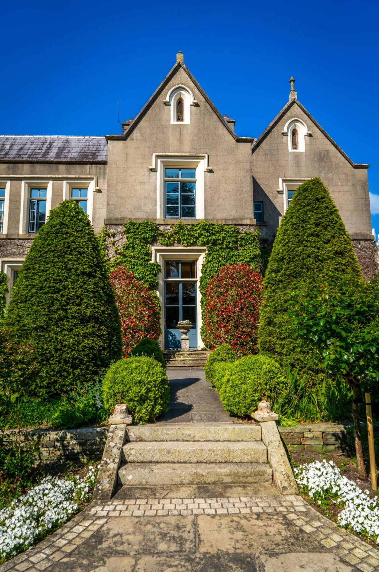 Ballymascanlon And Golf Hotel 4*